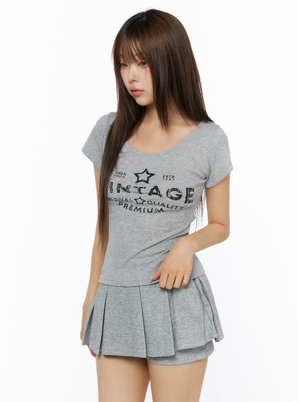 Lettering U-Neck Slim Short Sleeve Tee IL515 in Gray, size S/M