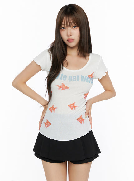 Lettering Wavy Slim T-Shirt IL515 White front shot on model with straight hair hands on hips wearing black mini skirt slim fitted silhouette