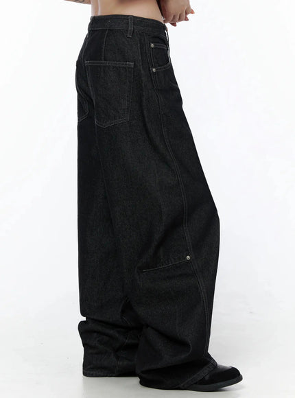 Maelani Rivet Wide Balloon Jeans IL502 Black side profile shot on model showing side patch pocket, rivet accent, contrast topstitching and extreme wide balloon leg