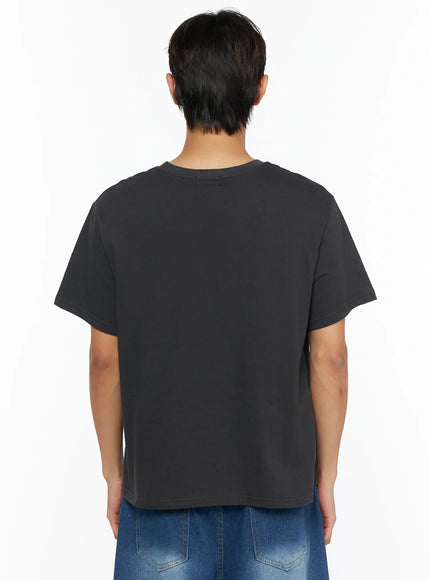 Men's America Print T-Shirt IL515 Dark gray back shot on male model showing plain dark gray cotton back, crew neck, and dropped shoulders