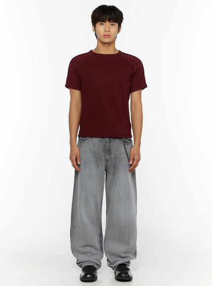 Men's Basic Ribbed T-Shirt IL509 Burgundy front full-body model shot male standing upright showing ribbed texture raglan sleeves and slim fit with gray jeans