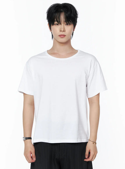 Men's Basic U-Neck T-Shirt IU523 in White, size M/L