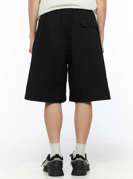 Men's Bermuda Shorts (Black) IL514 in Black, size M/L