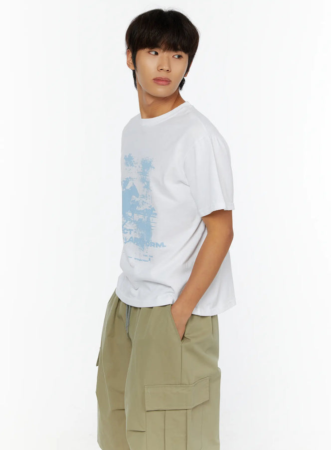Men's Casual Graphic Print T-Shirt IL513 White three-quarter side shot on male model showing blue distressed horse graphic print and relaxed cotton fit