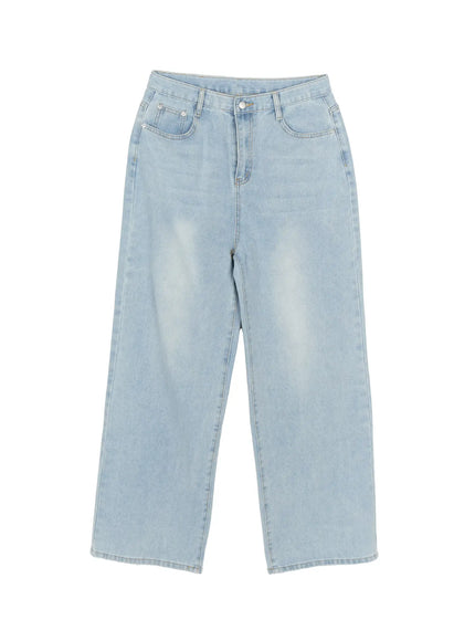 Men's Casual Relaxed Fit Jeans IL509 Ice blue flat-lay front showing full pant silhouette, five-pocket construction, button closure, wide-leg cut, faded ice blue denim wash