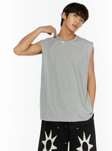 LEWKIN Men's Casual Sleeveless Top IL510 Gray front shot on male model wearing necklace and black graphic shorts, relaxed pose