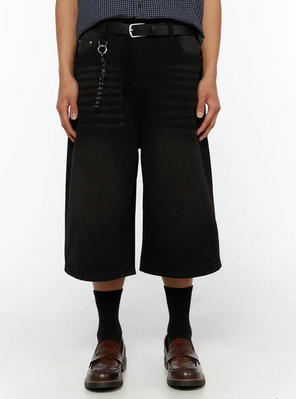 LEWKIN Men's Casual Wide Fit Jorts IL510 Black front view on model wearing belt with rope chain keyring detail, styled with checkered shirt and loafers