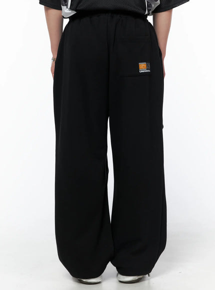 Men's Curved Fit Sweatpants (Black) IL502 in Black, size M/L