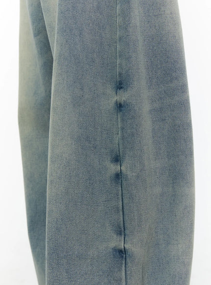 Men's Fireman Clasp Baggy Jeans IL507 Light blue close-up detail of outer leg seam showing topstitching and acid-wash texture on wide-leg denim panel