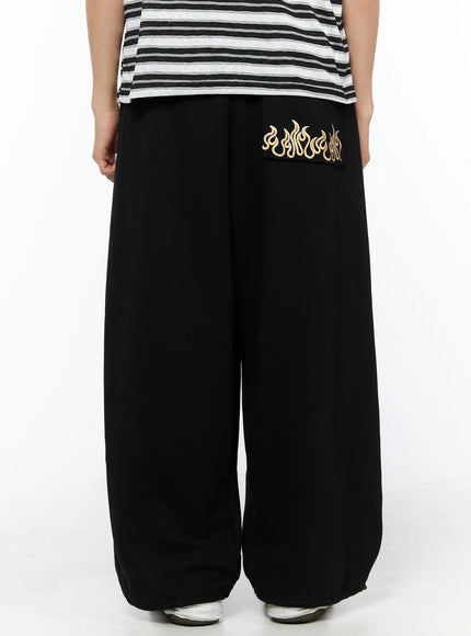 Men's Flame Wide Sweatpants (Black) IL514 in Black, size M/L