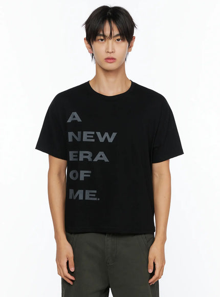 Men's Graphic Semi-Crop T-Shirt IL528 in Black, size S/M