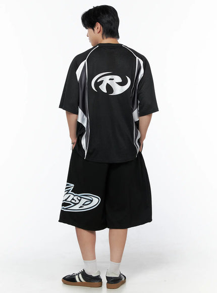 Men's Mesh Contrast V-Neck T-Shirt IU523 Black back shot on plus-size male model showing large logo print and white contrast panels styled with black graphic shorts