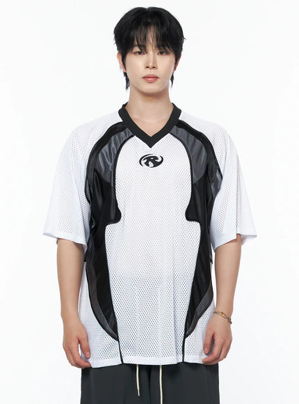 Men's Mesh Contrast V-Neck T-Shirt IU523 White close-up front shot on male model highlighting chest logo black contrast wave panels and perforated mesh texture