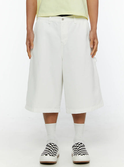 Men's Patch Pocket Jorts IL515 White front close-up on model showing button closure, belt loops, and wide-leg silhouette with cuffed hem