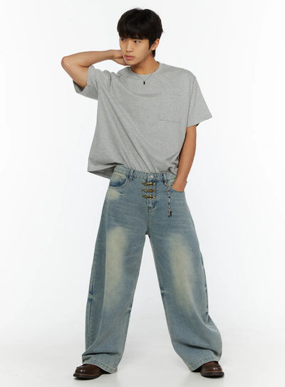 LEWKIN Men's Pocket Semi-Crop T-Shirt IL507 Gray front shot on male model angled pose hand raised behind neck styled with wide-leg jeans cotton heathered texture
