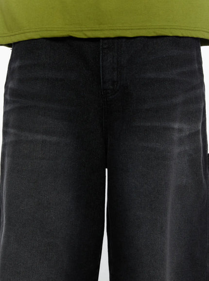 Men's Relaxed Denim Carpenter Shorts IL513 Black close-up detail of waistband and front fly area showing washed black denim texture, on model