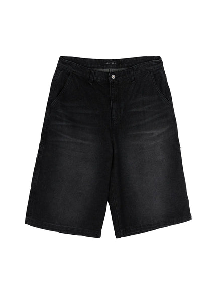 Men's Relaxed Denim Carpenter Shorts IL513 Black flat-lay front view, wide-leg silhouette with side cargo pockets and button closure on white background
