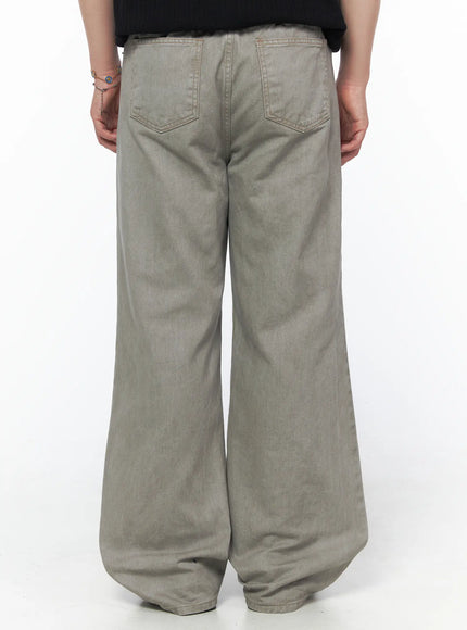 Men's Relaxed Fit Pants (Light Gray) IU523 Light Gray back shot on model showing dual back pockets stitching detail and relaxed wide-leg fit