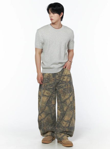 Men's Ribbed Slim Fit Knit T-Shirt IU523 Light Grey full-body front shot on male model wearing camo wide-leg trousers and beige boots with necklace