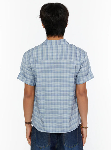Men's Short Sleeve Plaid Shirt IL515 Blue back shot on model showing plaid texture, back yoke seam, short sleeves with rolled cuffs