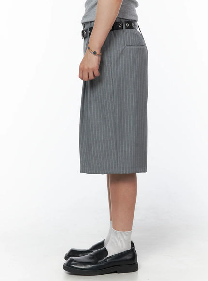 Men's Striped Shorts & Belt Set (Gray) IL502 Gray side shot on model showing right side profile, back pocket detail, wide-leg hem length, pinstripe woven fabric and black loafers