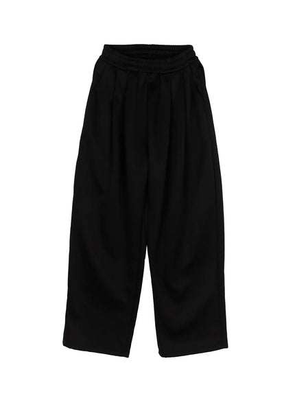 Men's Triple Tuck Sweatpants IL520 Black flat-lay front view showing elastic drawstring waistband, triple tuck pleats, wide-leg cut, and smooth woven fabric
