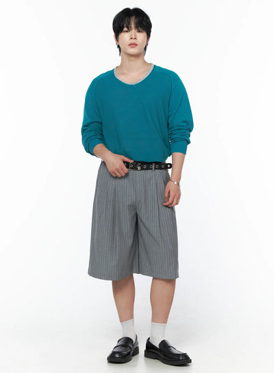 LEWKIN Men's V-Neck Knit Sweater IL502 Mint front shot on model standing upright styled with grey pinstripe shorts and black loafers