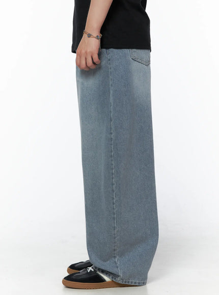 Men's Vintage Wide Leg Jeans IL502 Light blue back view on model showing dual back pockets and curved balloon leg silhouette in washed denim