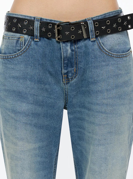 Miri Low Rise Straight Jeans IL509 Blue close-up detail of front waist showing black star grommet belt low-rise fit and 5-pocket washed denim