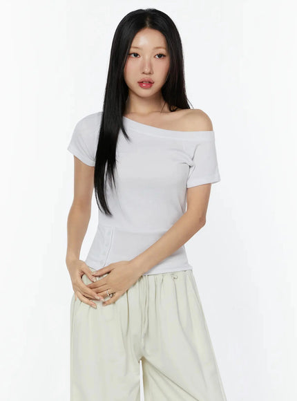 Off-Shoulder Buttoned Slit Tee IU524 White front shot model half-body asymmetric neckline ribbed fitted tee hands clasped