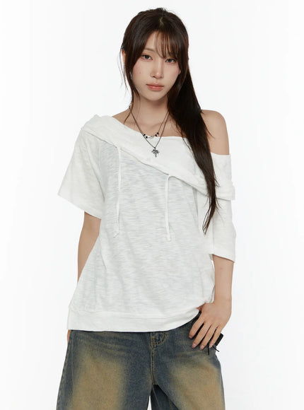 Off-Shoulder Hooded Tee CL508 White half-body front shot on model, off-shoulder neckline with drawstring hood and slub-knit fabric detail