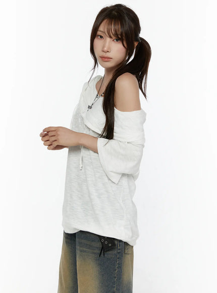 Off-Shoulder Hooded Tee CL508 White three-quarter side shot on model, off-shoulder with hood folds at neckline, slub-knit fabric and layered necklace styling