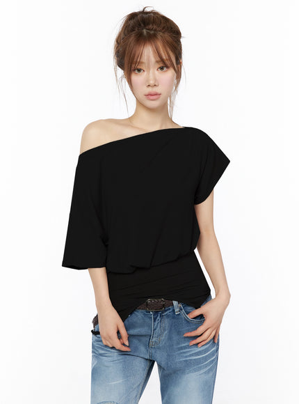 Off-Shoulder Two-Way Cami Top IU525 in Black, size S/M
