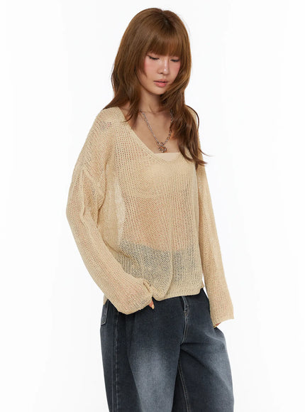 Oversized Knit V-Neck Sweater CL503 in Beige, size M/L