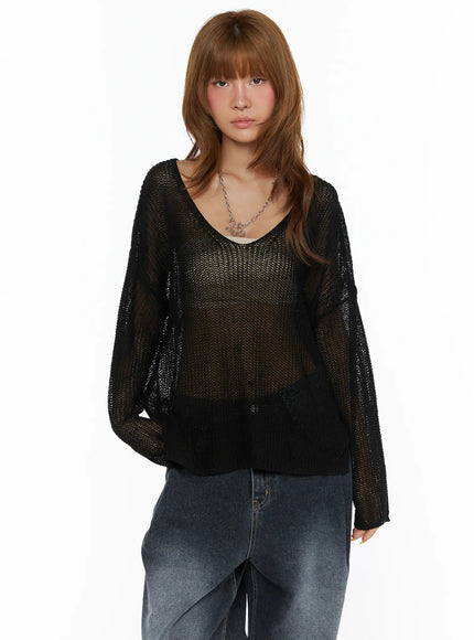 Oversized Knit V-Neck Sweater CL503 in Black, size M/L
