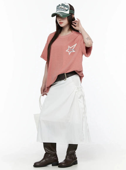Oversized Star Graphic T-Shirt IL516 Charcoal back view on male model carrying drawstring bag styled with denim shorts and checkered sneakers