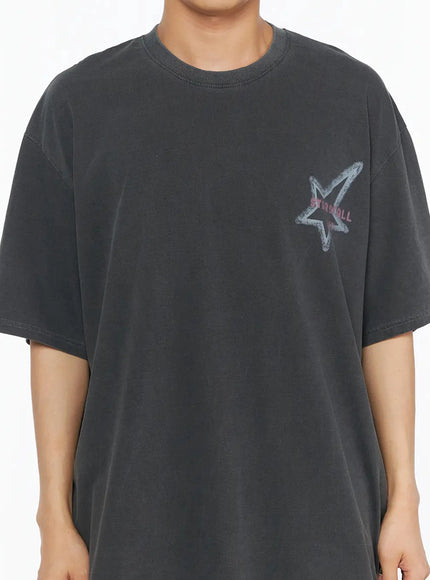 Oversized Star Graphic T-Shirt IL516 Charcoal close-up detail of chest star graphic print with distressed texture on washed cotton fabric