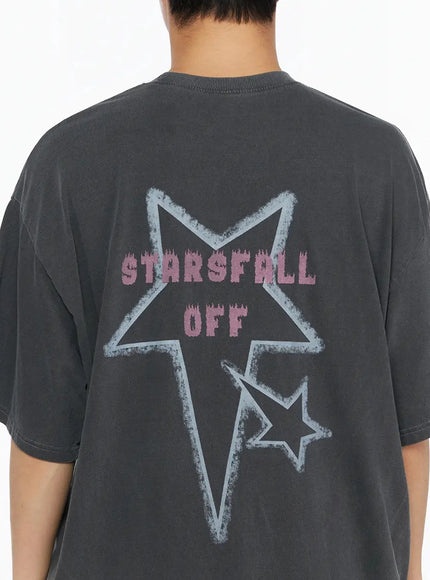 Oversized Star Graphic T-Shirt IL516 Pink M/L back view on female model in motion with cap and white skirt showing large star back graphic print