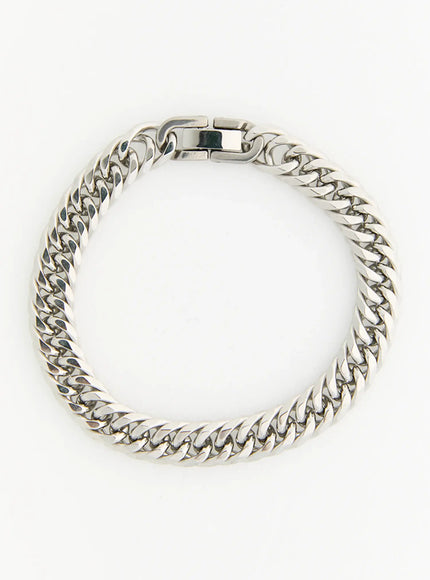 Parker 8mm Chain Bracelet IL522 silver flat-lay overhead view showing full curb chain loop and box clasp on white background