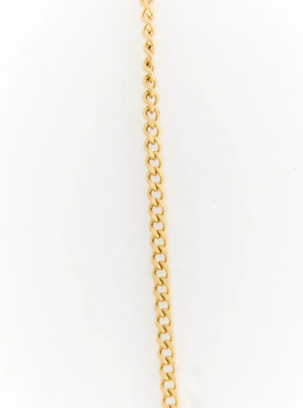 Pearl Safety Pin Necklace IL522 Gold close-up detail of gold curb chain link texture on white background showing chain construction