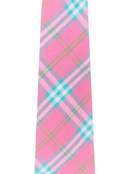 Plaid Adjustable Tie IL516 close-up detail shot showing red base with dark navy and white diagonal tartan plaid woven texture