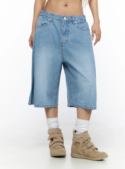 Pleated Denim Jorts CL528 light blue front cropped shot on model showing waistband front pockets wide-leg cut and hem length