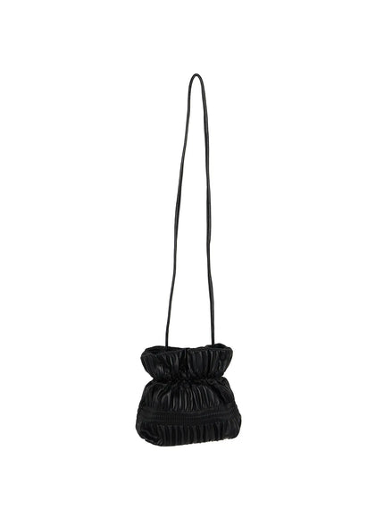 Pleated Mini Crossbody Bag CL507 in Black, size One Size