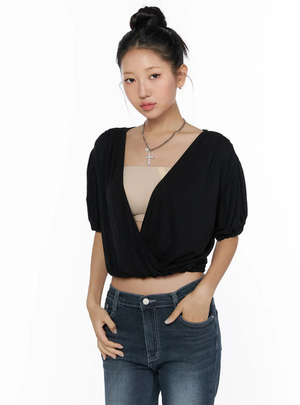 Puff Wrap V-Neck Tee CL510 in Black, size S/M