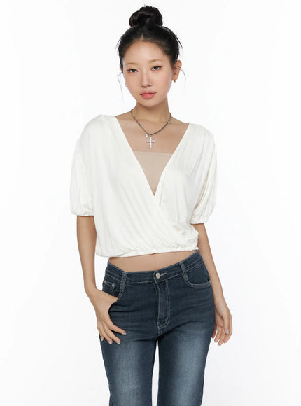 Puff Wrap V-Neck Tee CL510 in White, size S/M