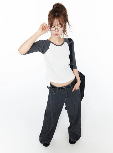 LEWKIN Raglan Shirred 3/4 Top IU525 White S/M front full-body on model with bun updo, glasses, styled with dark wide-leg jeans and black belt, casual Y2K look