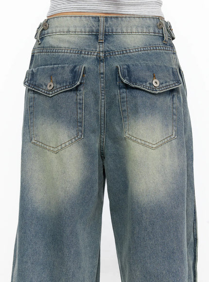 Rey Vintage Washed Wide Leg Jeans CL524 Blue close-up back waist detail, double flap pockets with button snap closures, chevron stitching, faded denim