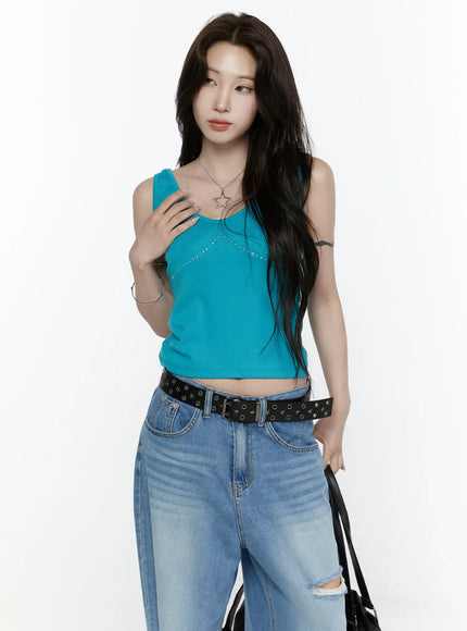 Rhinestone V-Neck Tank Top IL522 Blue upper-body front shot on model touching shoulder strap, star necklace and rhinestone V-line seam detail