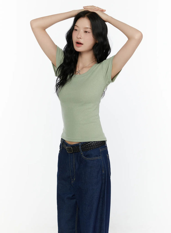 Ribbed U-Neck Tee CL520 in Green, size S/M
