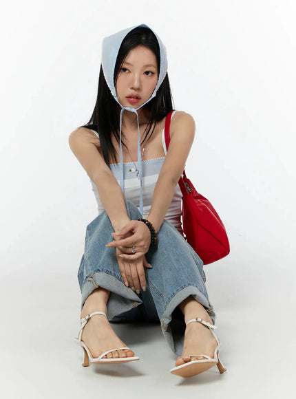 LEWKIN Scallop Trim Layered Cami Top IU524 White S/M seated model front view with blue bonnet headscarf red bag wide-leg jeans white heeled sandals